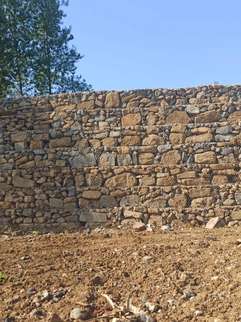 اجرای گابیون بندی و سنگ چینی شرق گیلان رحیمی در تنکابن